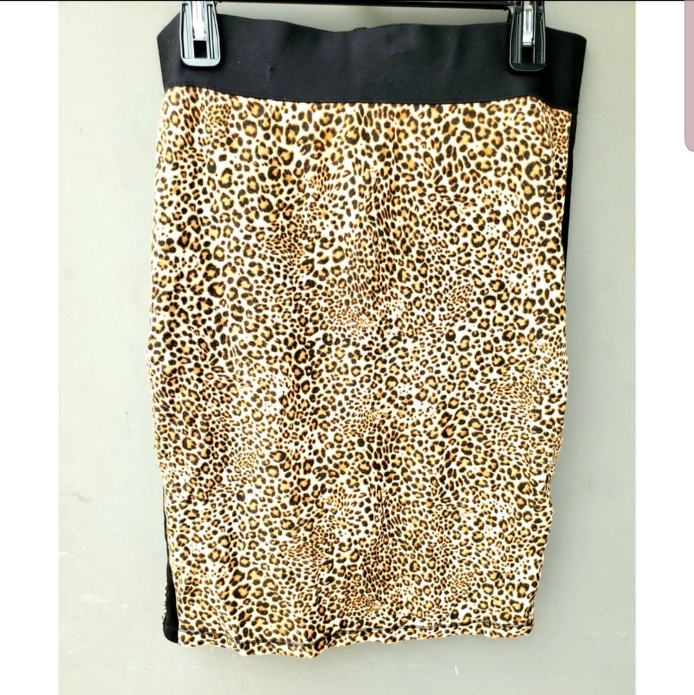 Rachel Rachel Roy Leopard Print Skirt X-LARGE